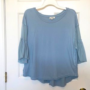 UMGEE size small ruffle blouse